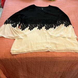 Black and White Dress Top with Appliqué Size 16